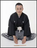 桂 惣兵衛 氏